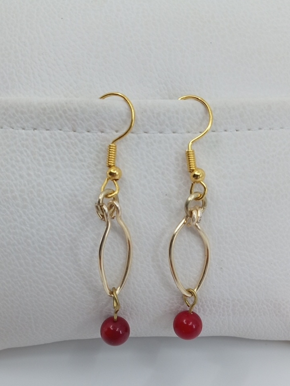Hand Crafted Gold Tone Dangle Drop Earrings with Red Bead Pierced Fish Hook NEW